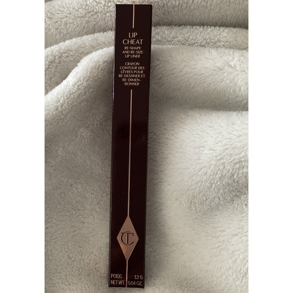 Charlotte Tilbury Red-Carpet Red Lip Cheat Re-Shape & Re-Size Lip Liner New Full